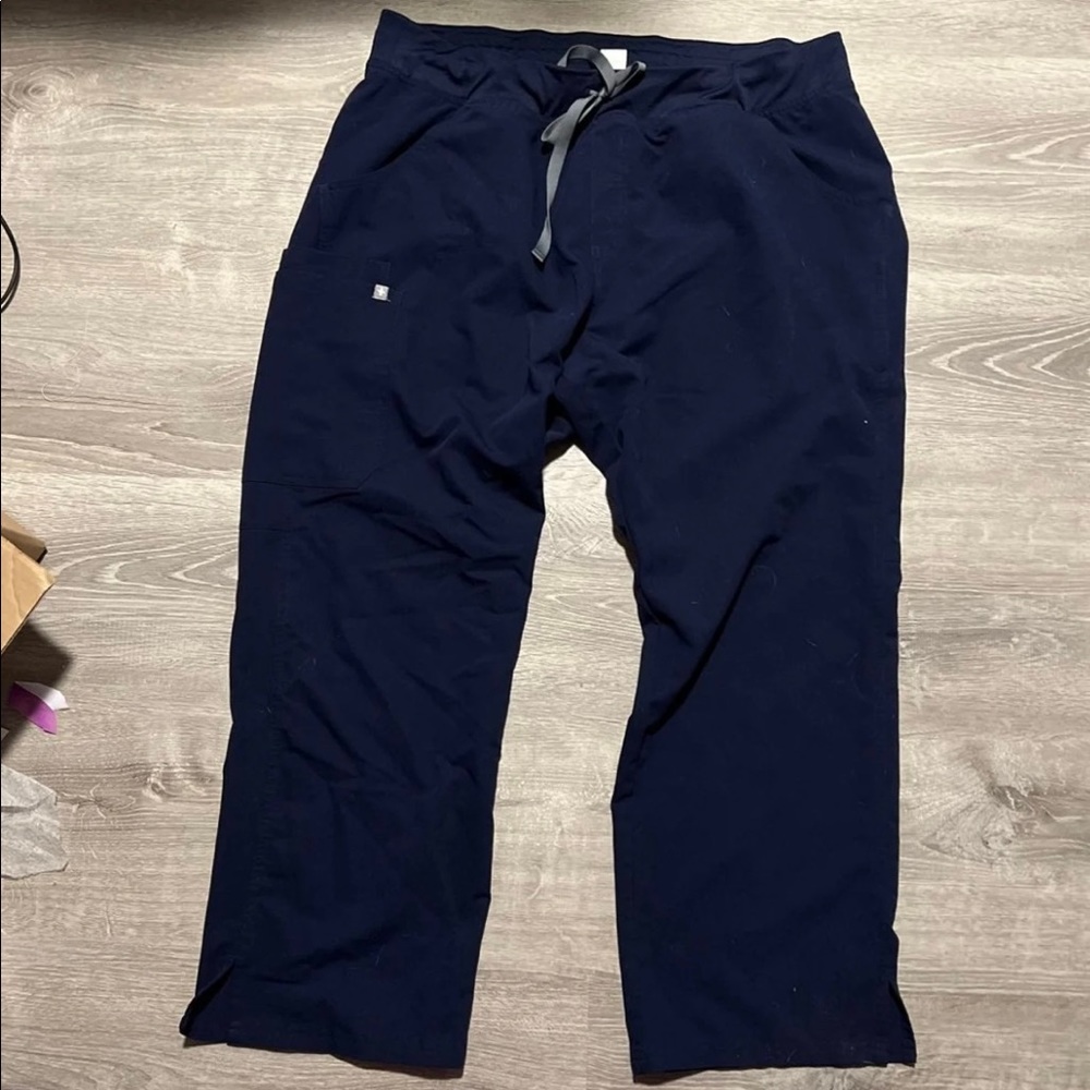 Figs kade XL petite pants